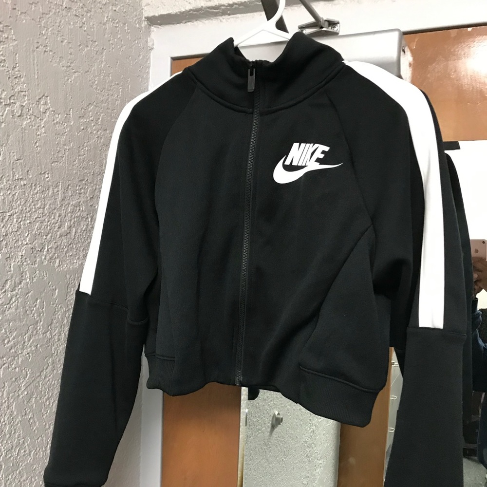 Nike crop sweater